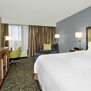 King Room Accessible Tub Mobility Hearing Access or Non-Smoking